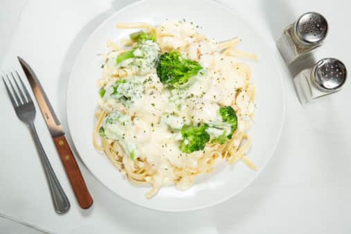 image of Chicken & Broccoli Alfredo