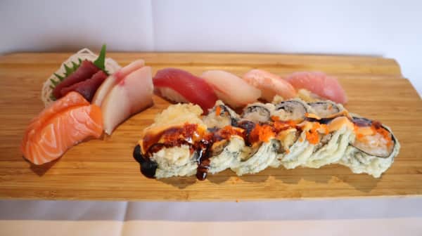 image of Sushi and Sashimi Lunch