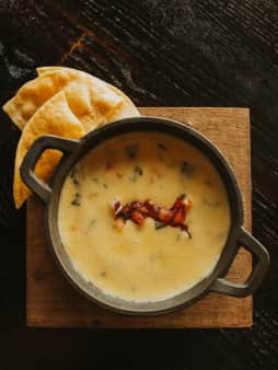 QUESO DIP