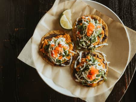 TOSTADAS CHICKEN