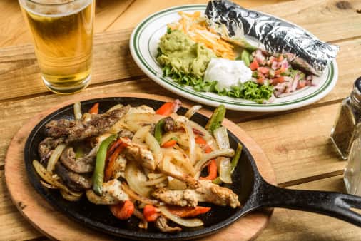 Dos Fajitas Steak & Shrimp