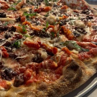 image of Riccardo’s Pizza Famosa GF