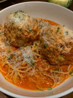 Spaghetti & Meatballs