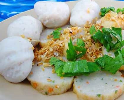 STEAMED OR FRIED PORK MEAT LOAF AND FISH BALL