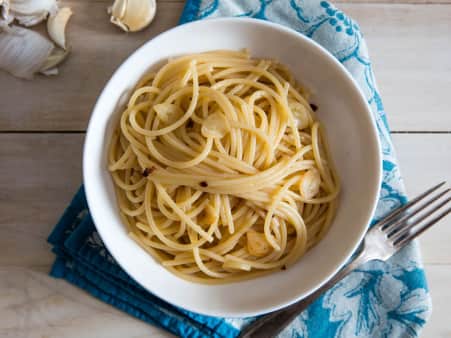 image of Garlic & Oil Pasta Pasta
