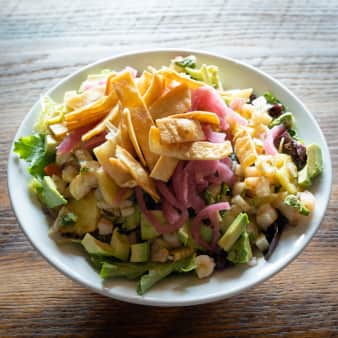 image of Ensalada Del Mar Salad
