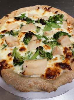 image of LARGE CHICKEN ALFREDO