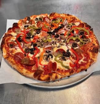 Capos Supremo Pizza