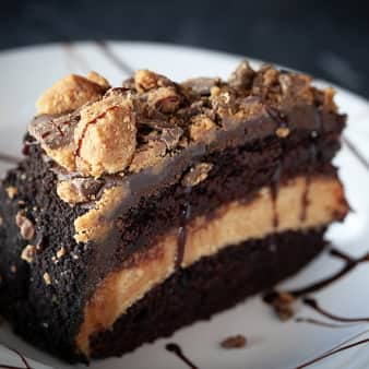 Reeses Peanut Butter Cake