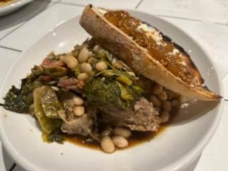image of Arrosto Di Maiale Con Escarole, Mostardo Di Pera