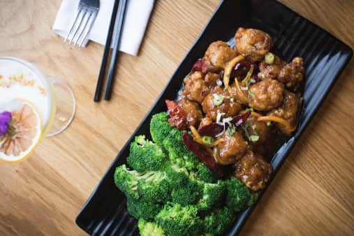 image of ORANGE CHICKEN