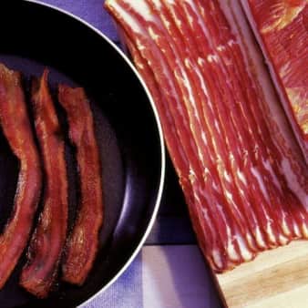 Broadbent's Hickory Smoked Country Bacon