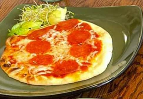 image of Naan Pepperoni Pizza