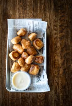 Soft Pretzel Bites in Garlic Butter