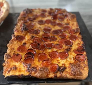 image of Small Detroit Style Hot Honey, Pepperoni & Vodka Sauce