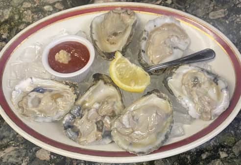 1/2 Doz Oysters