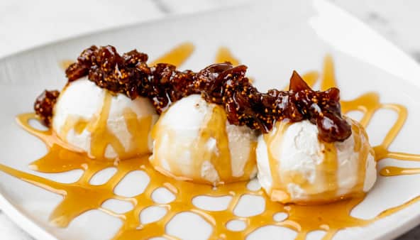 Yogurt with honey