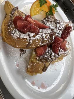 image of GREEN STREET STUFFED FRENCH TOAST 