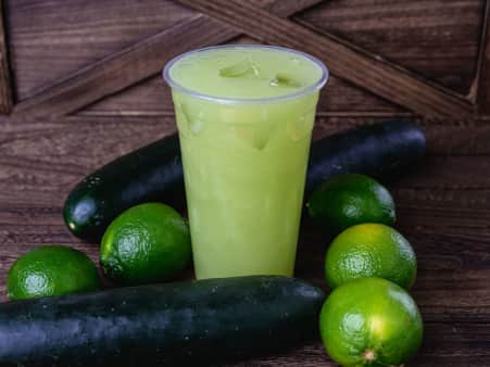 image of AGUA FRESCA Pepino con limón 24 Oz