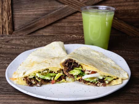 image of QUESADILLA ESPECIAL ASADA