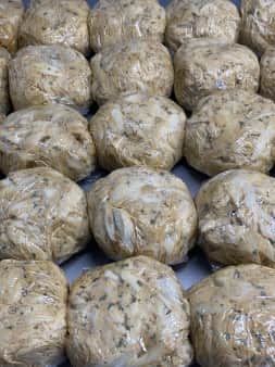 image of 6pk frozen vacuum sealed Jumbo Lump Crab Cakes