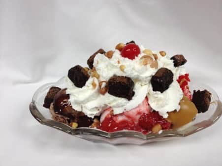 image of Giant Banana Split