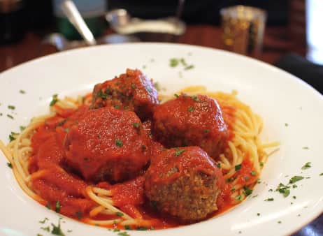 image of Spaghetti w/Meatballs