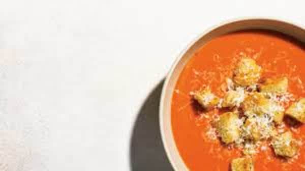Creamy Tomato Basil Bisque