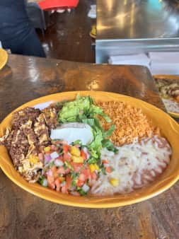 image of L-HUEVOS CON CHORIZO