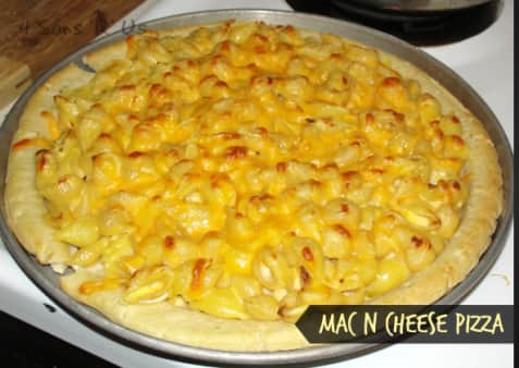 16" Baked Mac N Cheese Pizza