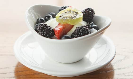 image of Greek Yogurt with Honey and Berries