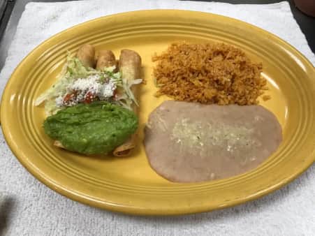 #3 Taquitos Con Guacamole