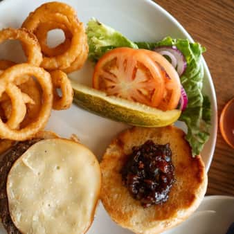 THE BACON JAM BURGER