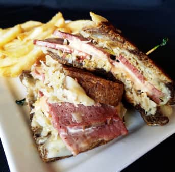 Corn Beef Reuben