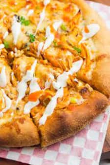 Pers Buffalo Chicken Pizza