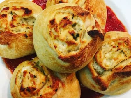 Roasted Garlic Buns