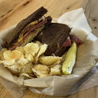 Corned Beef Rueben