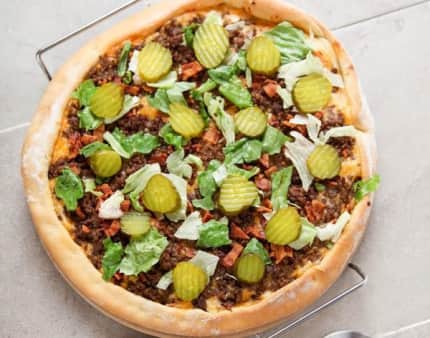16" Bacon Cheeseburger Pizza