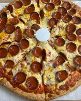 image of Medium Pizza