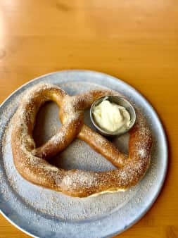 image of Cinnamon Sugar Pretzel