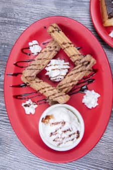 image of Churros w/ice cream