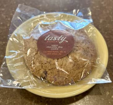 image of Chocolate Chip cookie (GF & Vegan)