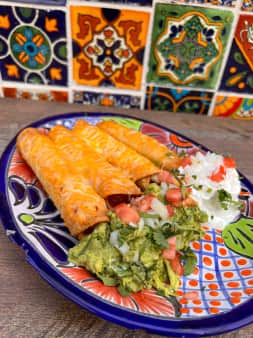 image of Queso Flautas Chingonas