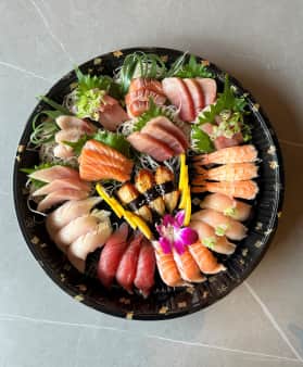 image of Nigiri/Sashimi Tray