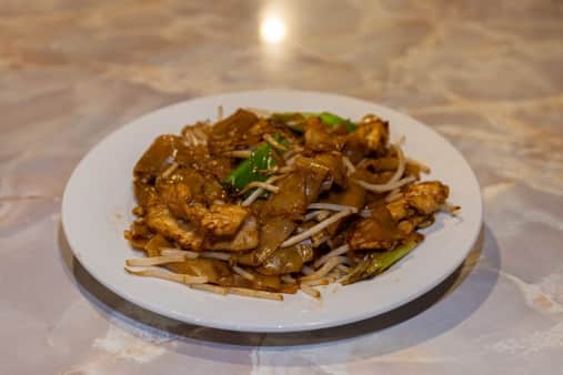 image of Chicken Chow Fun