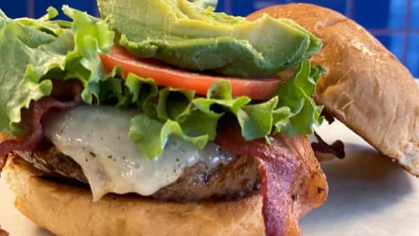 image of Spicy Bacon Jalapeno Cheeseburger