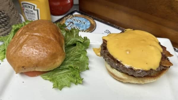 image of Fatty’s Beer Cheese Burger