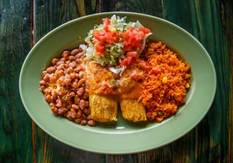 image of 7. Tamal Plate