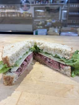 image of Roast Beef Whole
