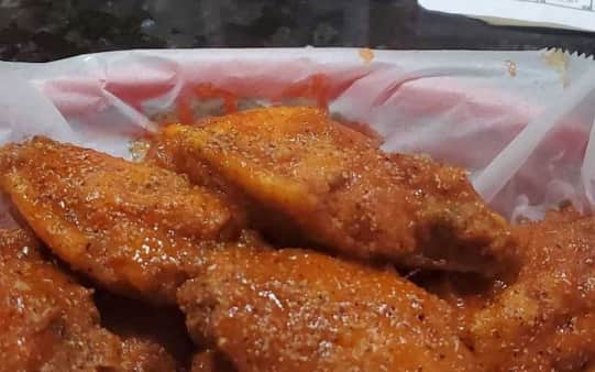 image of 6 Bone-In Wings